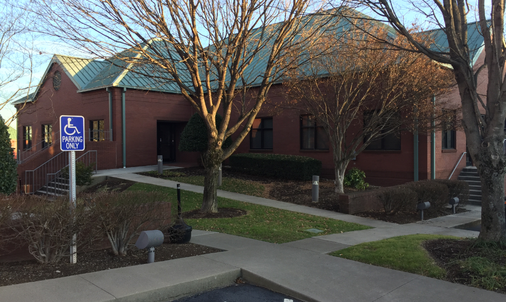 Renal Medical Associates Parkwest Office exterior in Knoxville, TN